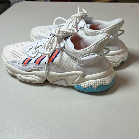 Adidas Women’s Size 6 Ozweego White Gum Coral Rare Colorway Sneaker Shoe - Picture 8 of 14